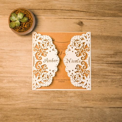 Partecipazioni matrimonio fiori e iniziali